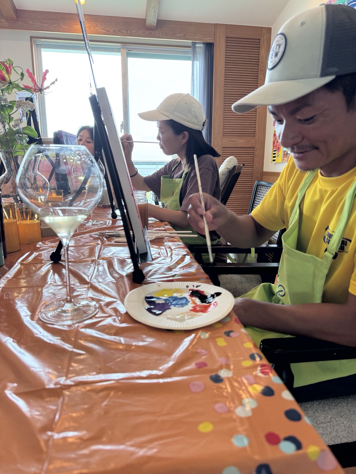 Pinto Beetle guests enjoying a relaxed painting session together